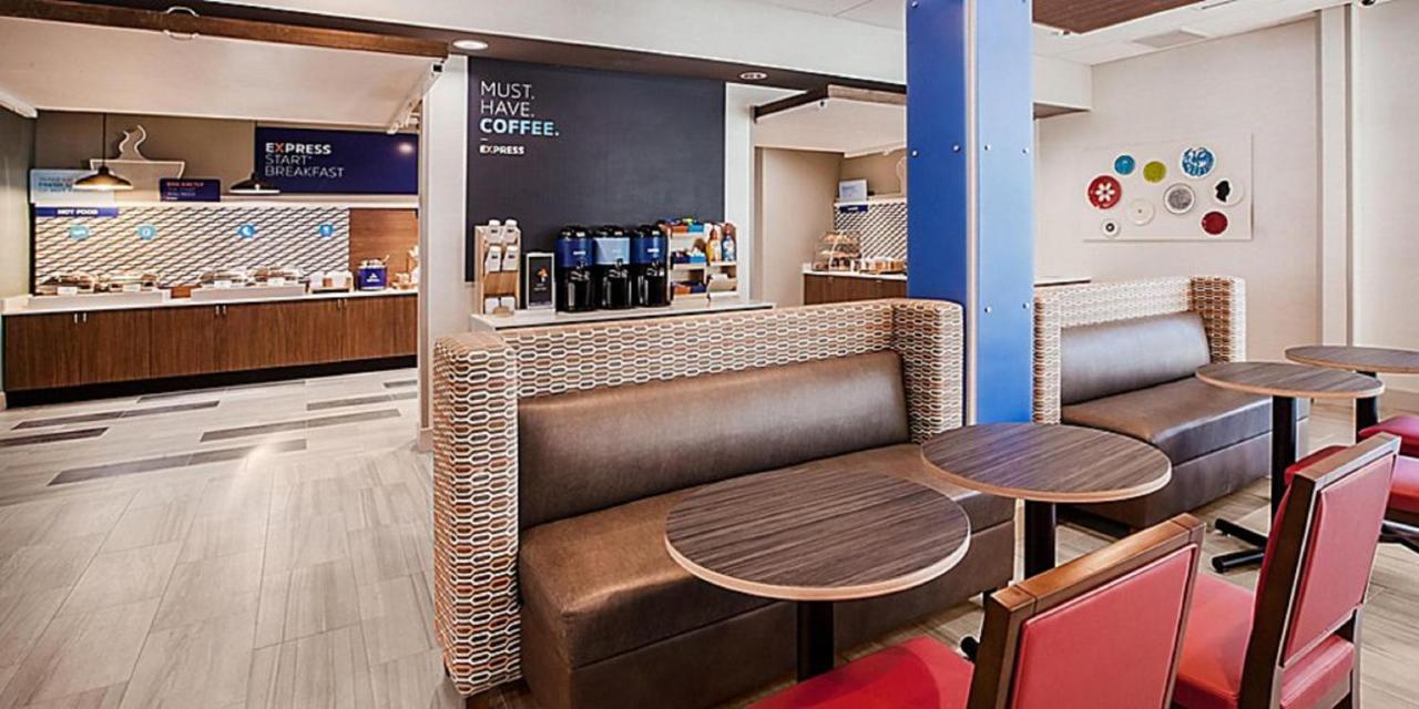 Holiday Inn Express & Suites - Goodland I-70 By Ihg Экстерьер фото