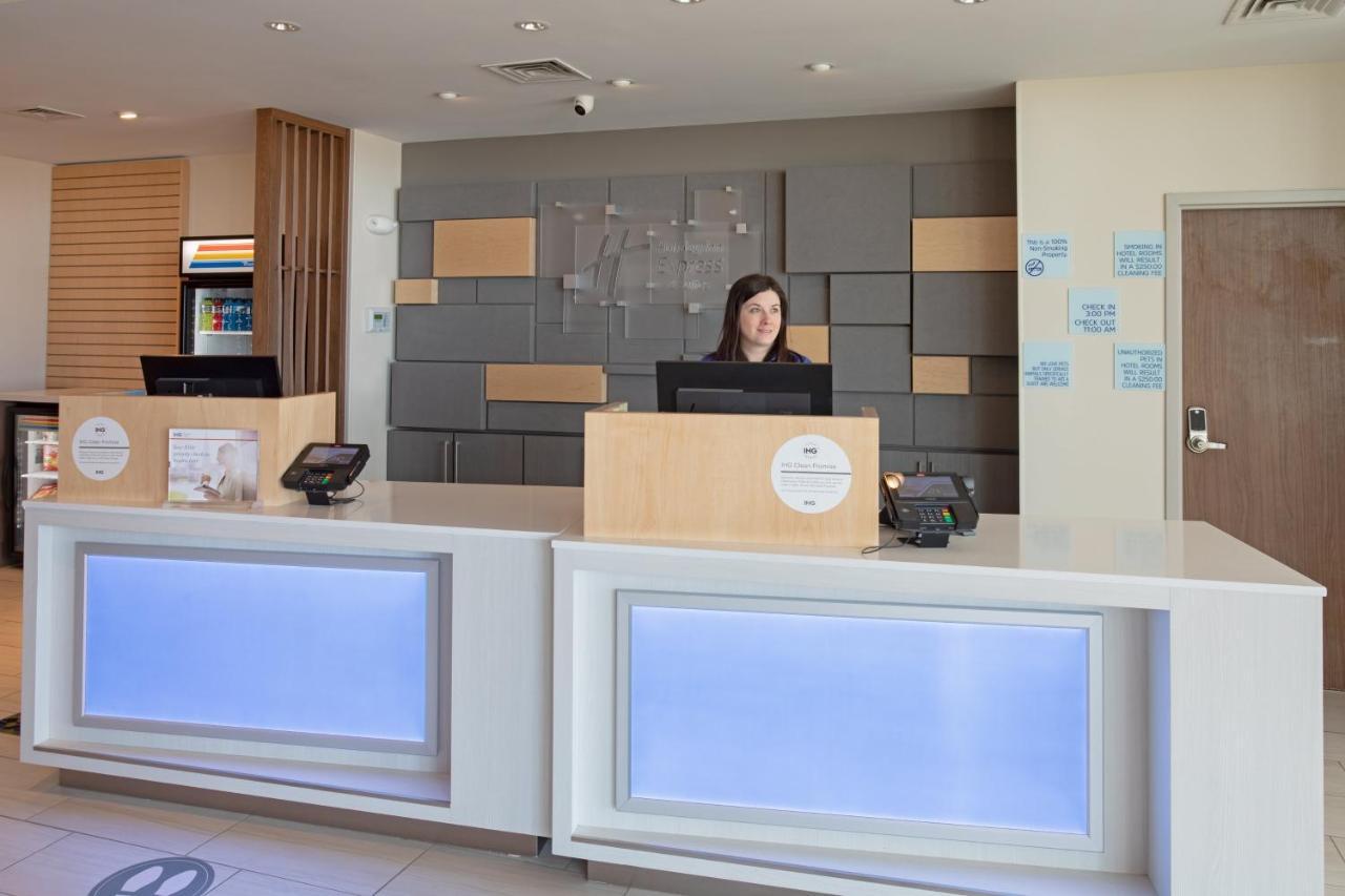 Holiday Inn Express & Suites - Goodland I-70 By Ihg Экстерьер фото