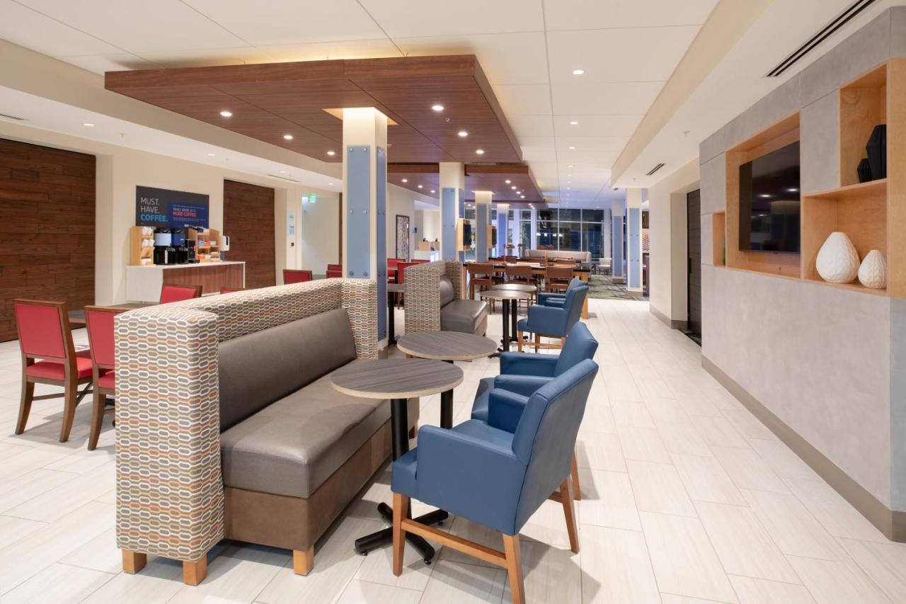 Holiday Inn Express & Suites - Goodland I-70 By Ihg Экстерьер фото